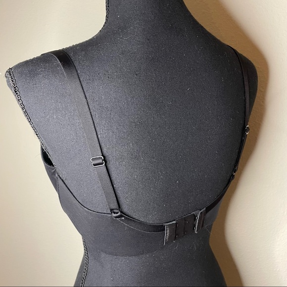 [Victoria’s Secret] Lined Demi - Picture 4 of 7